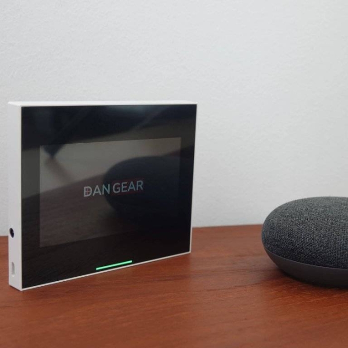 DanGear-HEIMDALL-WiFi-og-4G-touchskaerm-alarmpanel-til-alarmsystem-Google-Assistant-1