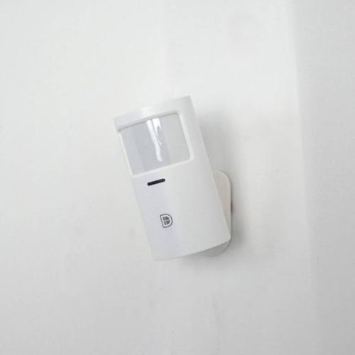 DanGear-SLEIPNER-bevaegelsessensor-til-alarmsystem-monteret-paa-vaeg-1